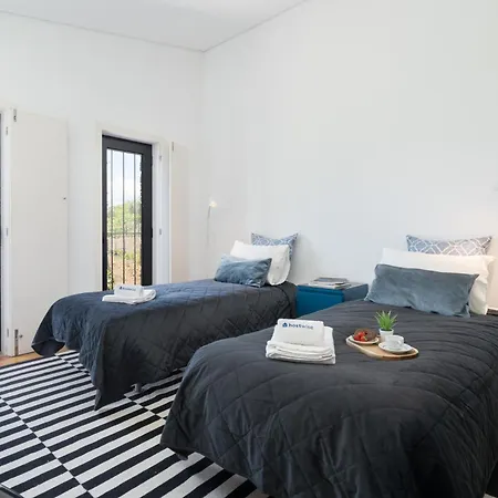 Dom wakacyjny Host Wise - Casa Dos Ciprestes - Pool & Vines Haven