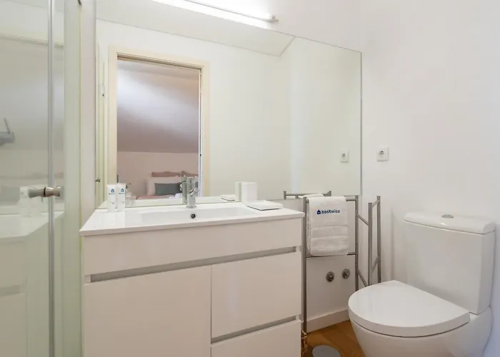 Сasa de vacaciones Host Wise - Casa Dos Ciprestes - Pool&vines Haven *