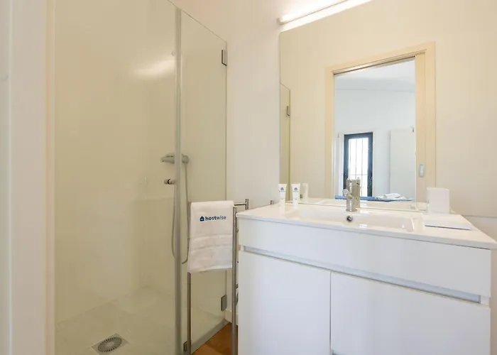 Host Wise - Casa Dos Ciprestes - Pool&vines Haven Сasa de vacaciones Lamego