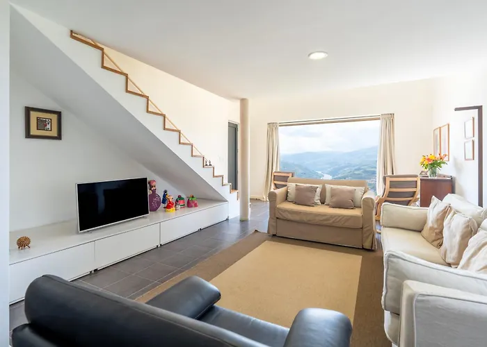 Ferienhaus Host Wise - Casa Dos Ciprestes - Pool & Vines Haven