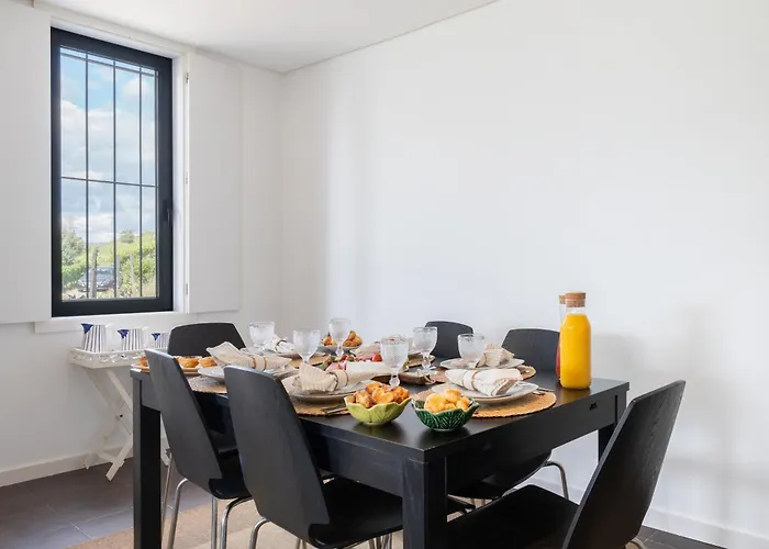 Host Wise - Casa Dos Ciprestes - Pool & Vines Haven *