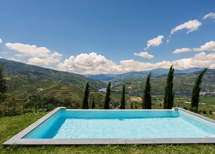 Host Wise - Casa Dos Ciprestes - Pool & Vines Haven *