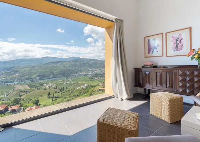 Host Wise - Casa Dos Ciprestes - Pool & Vines Haven