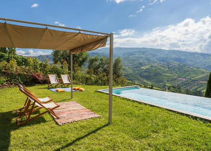 Host Wise - Casa Dos Ciprestes - Pool & Vines Haven Ferienhaus